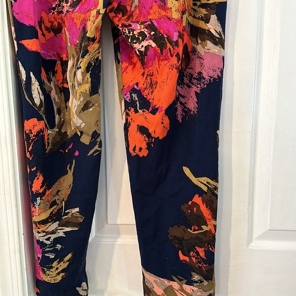 Women’s Trina Turk Floral Rayon Blend Ankle Pants Size 10 - Picture 7 of 10